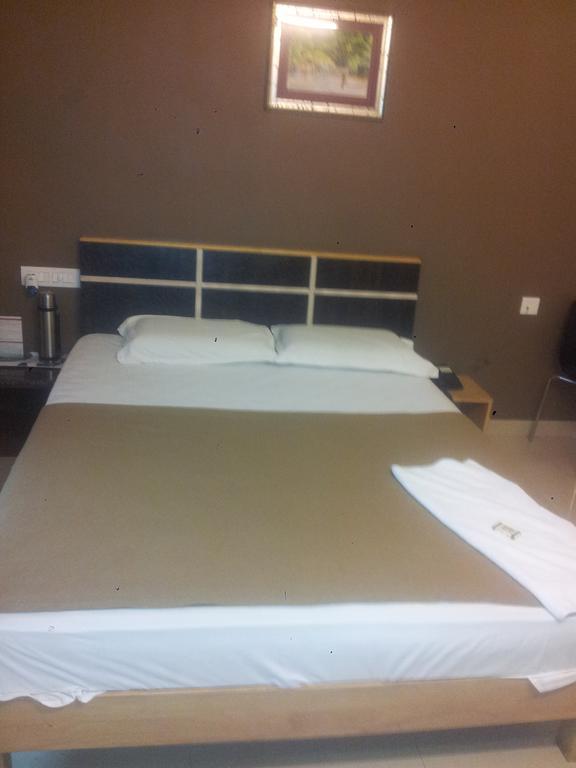 Hotel Srm Grands Chennai Quarto foto